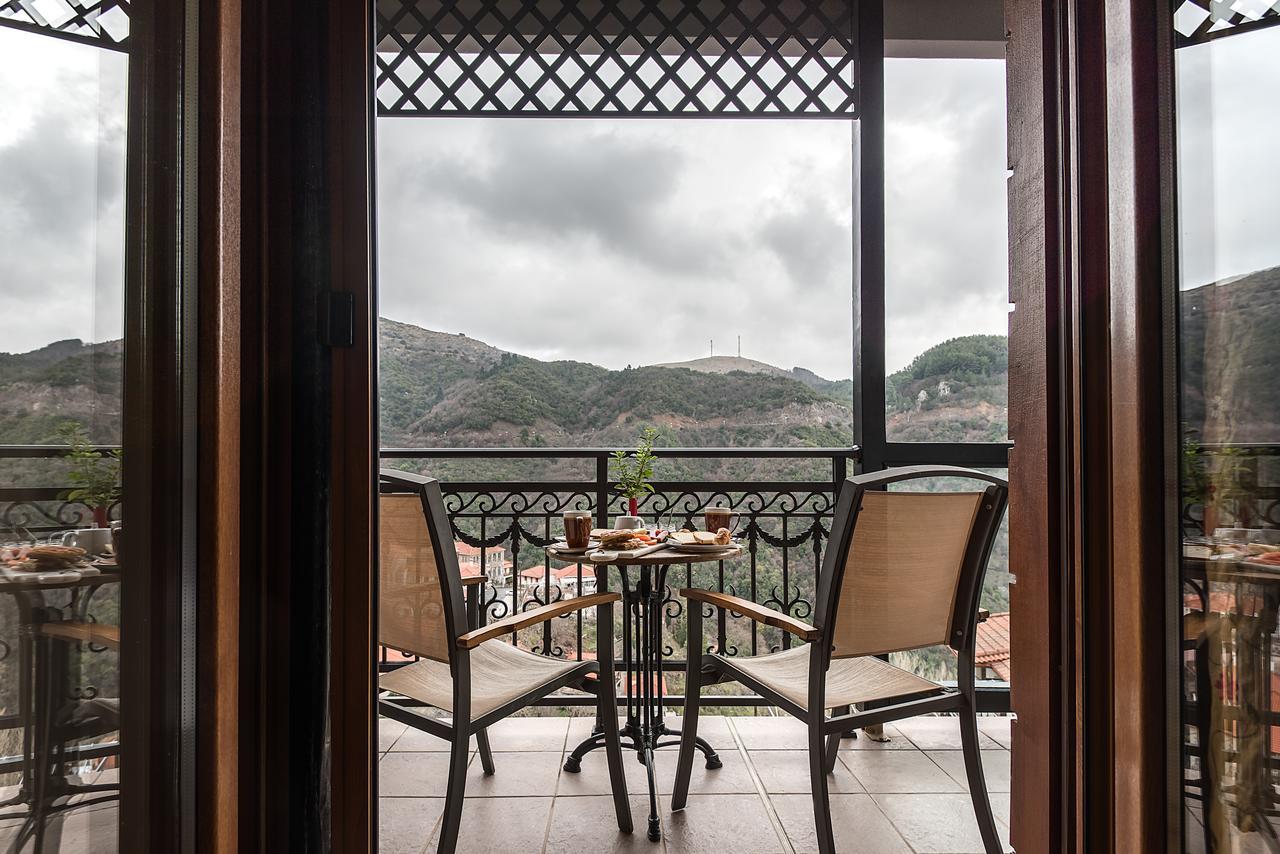 Kentrikon Hotel Лагадія Екстер'єр фото
