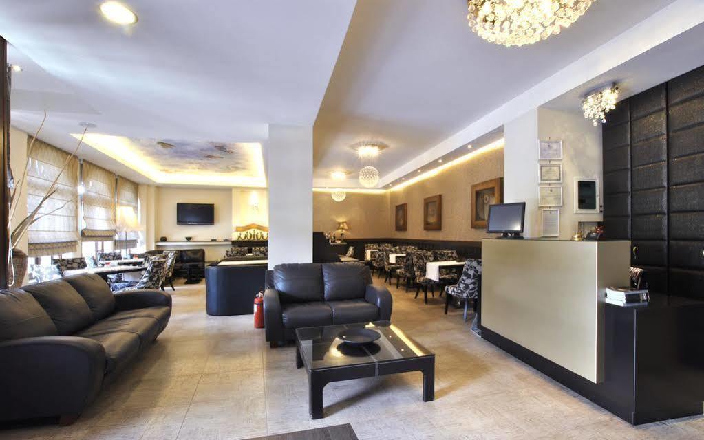 Kentrikon Hotel Лагадія Екстер'єр фото
