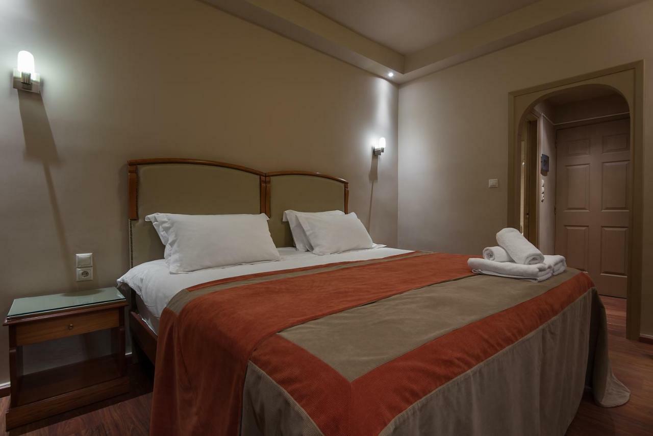 Kentrikon Hotel Лагадія Екстер'єр фото